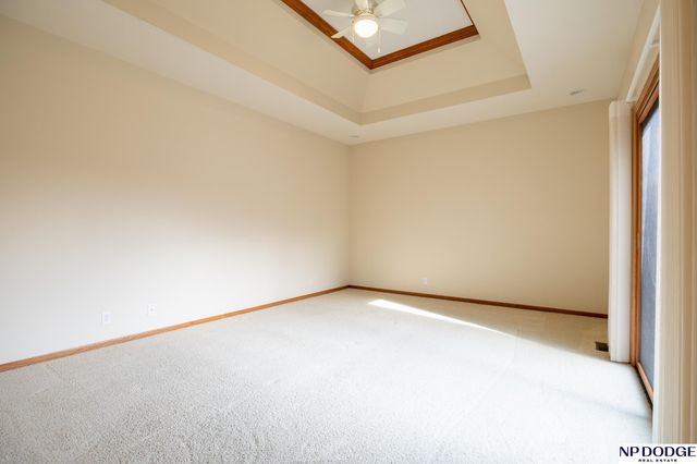 2242 Stone Creek Loop S, Lincoln, NE 68512