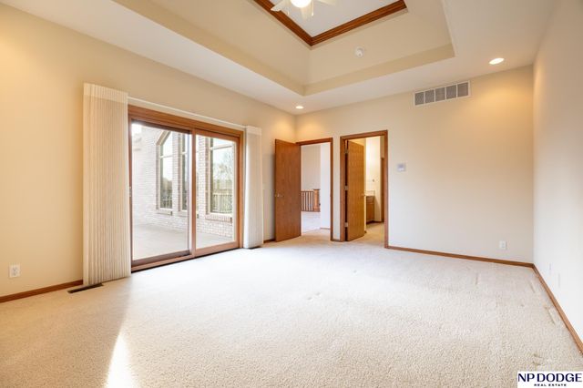 2242 Stone Creek Loop S, Lincoln, NE 68512