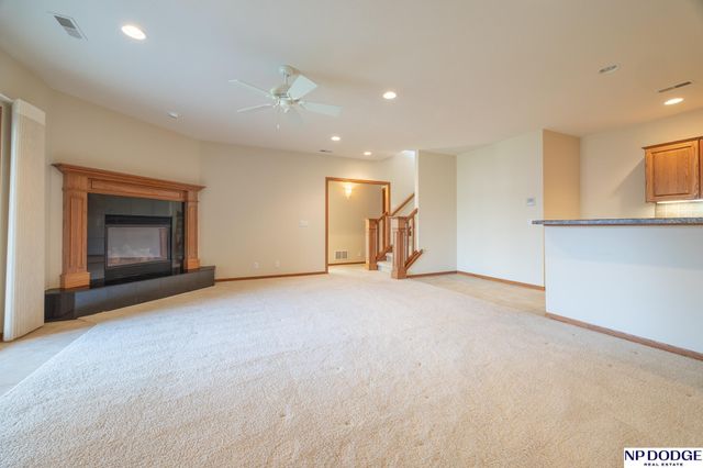 2242 Stone Creek Loop S, Lincoln, NE 68512