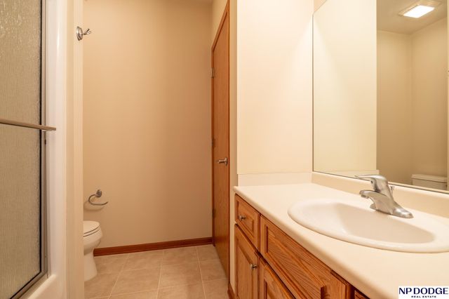 2242 Stone Creek Loop S, Lincoln, NE 68512