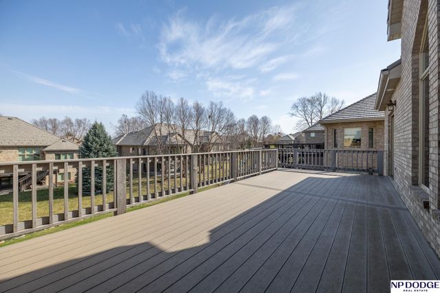 2242 Stone Creek Loop S, Lincoln, NE 68512