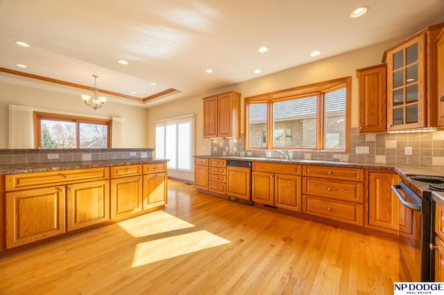 2242 Stone Creek Loop S, Lincoln, NE 68512