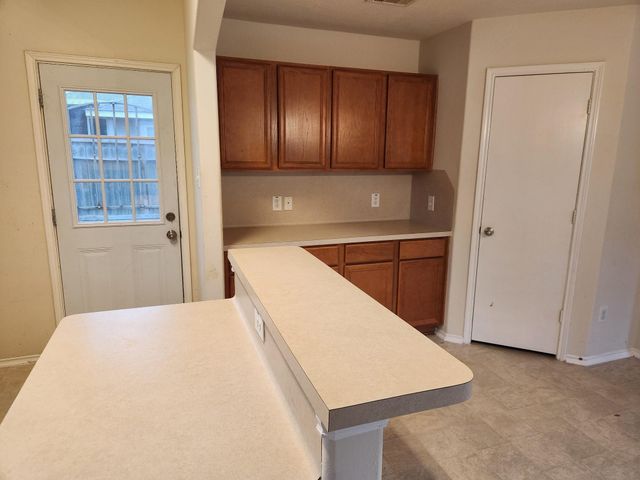 4218 Buras Pass Lane, Houston, TX 77045