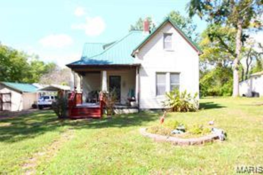 805 north Carleton, Farmington, MO 63640