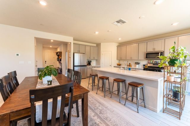 187 Cardini Ln, Lincoln, CA 95648