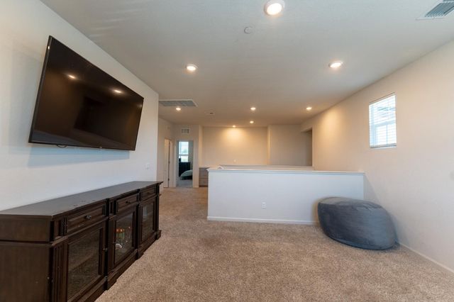 187 Cardini Ln, Lincoln, CA 95648