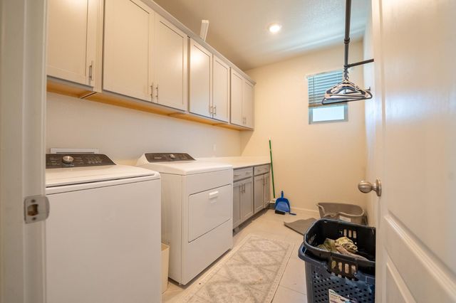 187 Cardini Ln, Lincoln, CA 95648