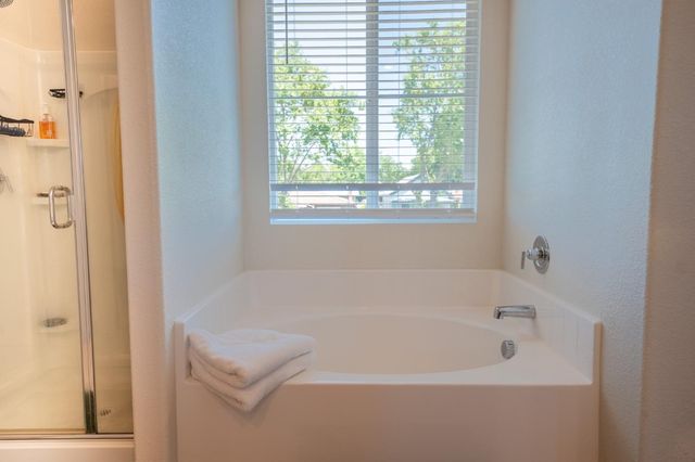 187 Cardini Ln, Lincoln, CA 95648