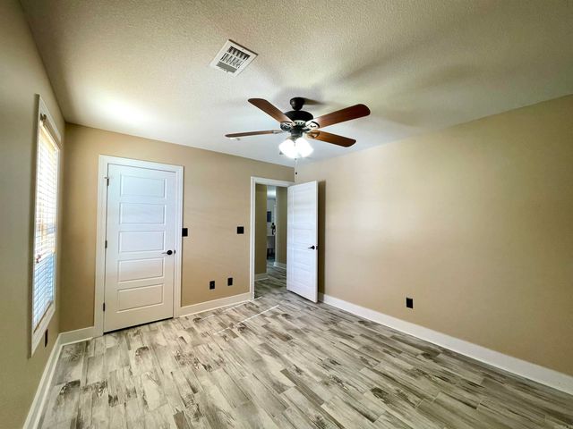 416 Twin Hickory, Trumann, AR 72472