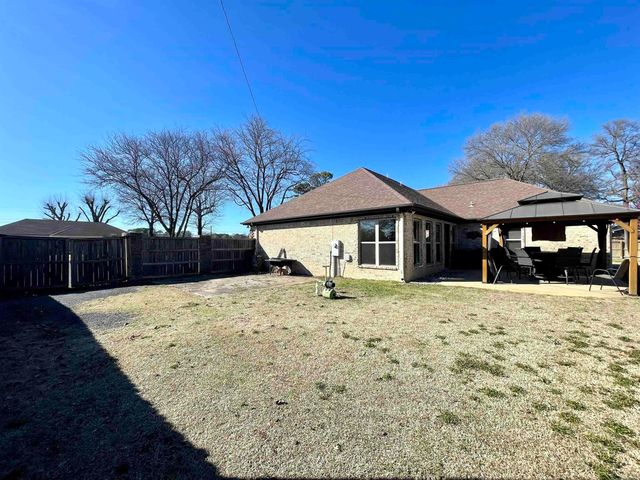 416 Twin Hickory, Trumann, AR 72472