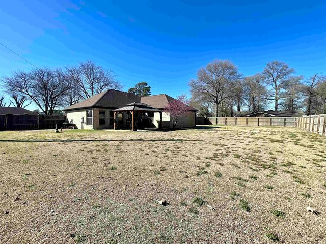 416 Twin Hickory, Trumann, AR 72472