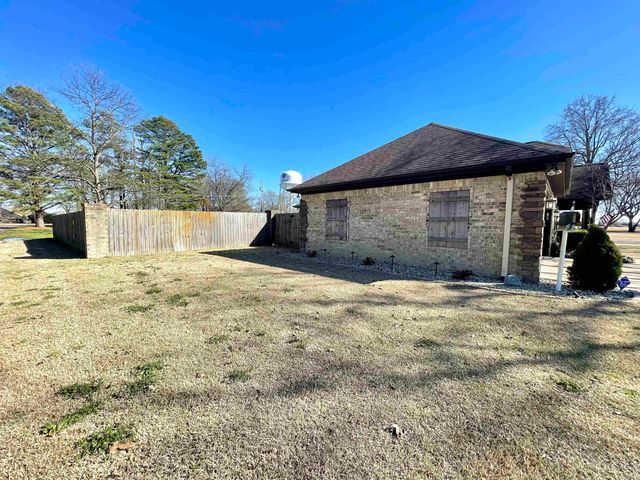 416 Twin Hickory, Trumann, AR 72472