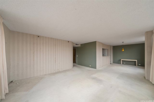 2232 Kapiolani Boulevard 404, Honolulu, HI 96826