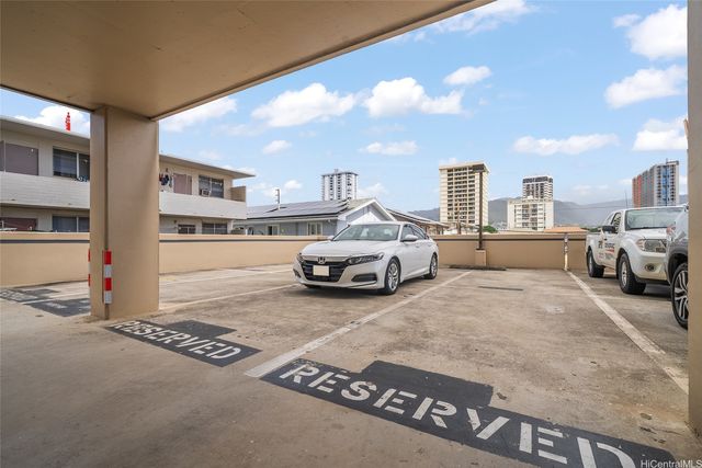 2232 Kapiolani Boulevard 404, Honolulu, HI 96826