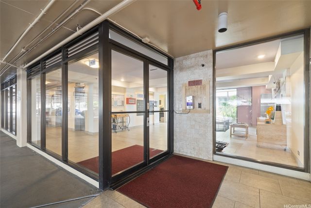 2232 Kapiolani Boulevard 404, Honolulu, HI 96826