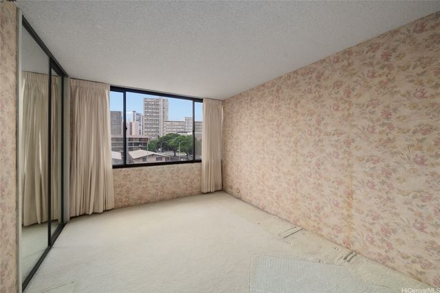 2232 Kapiolani Boulevard 404, Honolulu, HI 96826