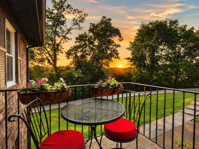 725 Oak Grove Road, Benton, TN 37307