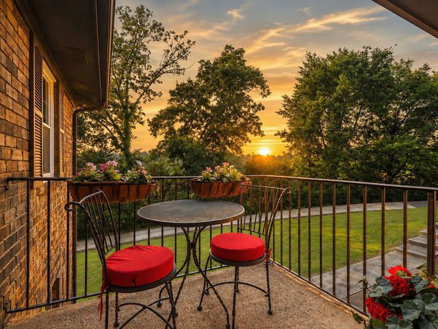 725 Oak Grove Road, Benton, TN 37307
