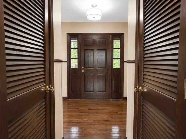 725 Oak Grove Road, Benton, TN 37307