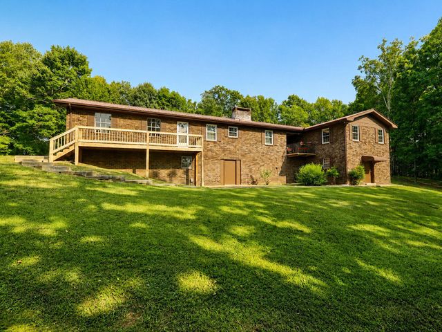 725 Oak Grove Road, Benton, TN 37307
