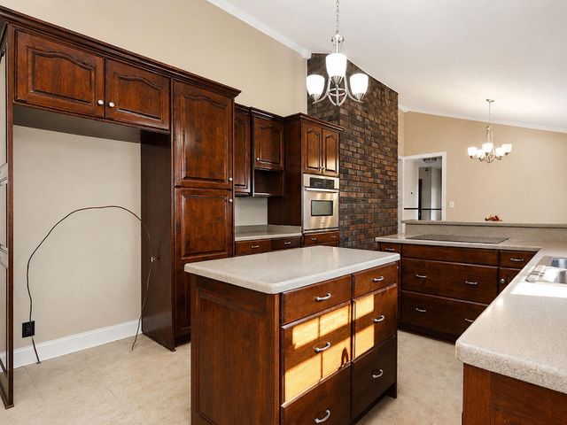 725 Oak Grove Road, Benton, TN 37307