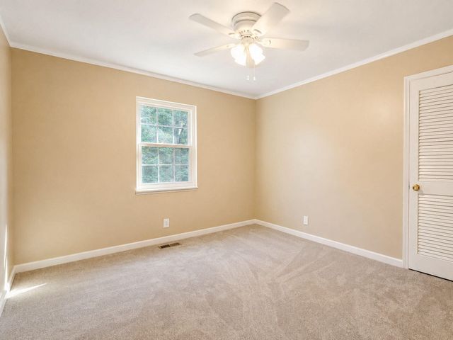 725 Oak Grove Road, Benton, TN 37307