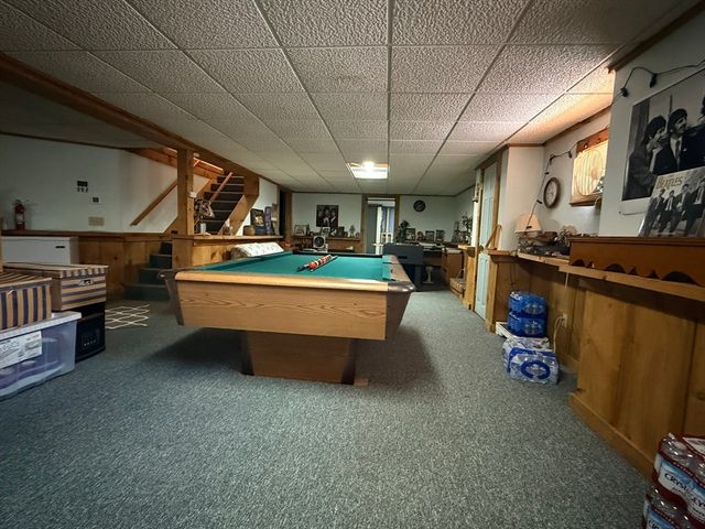 33 Slater St, Webster, MA 01570