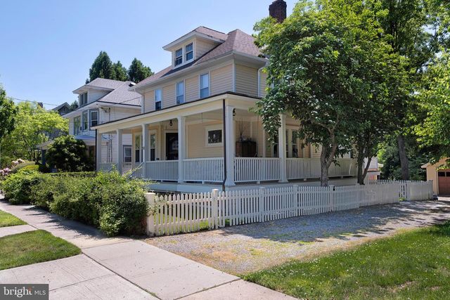 113 W PROSPECT ST, Hopewell, NJ 08525