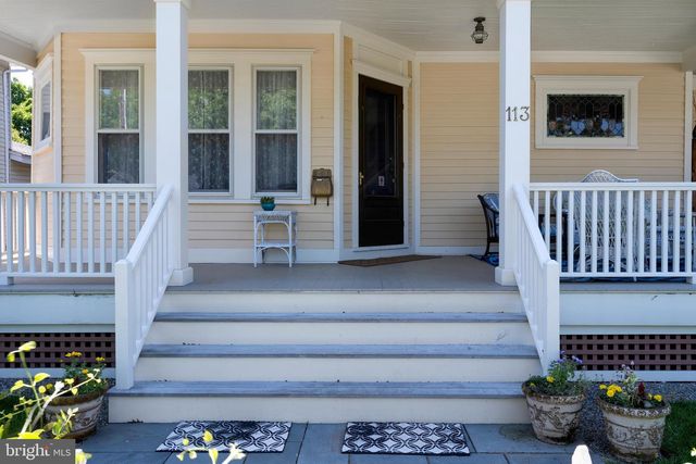 113 W PROSPECT ST, Hopewell, NJ 08525