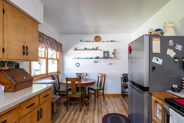 1431 S WALDEN AVENUE, Appleton, WI 54915