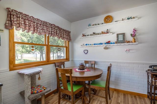 1431 S WALDEN AVENUE, Appleton, WI 54915