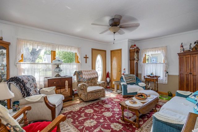 1431 S WALDEN AVENUE, Appleton, WI 54915