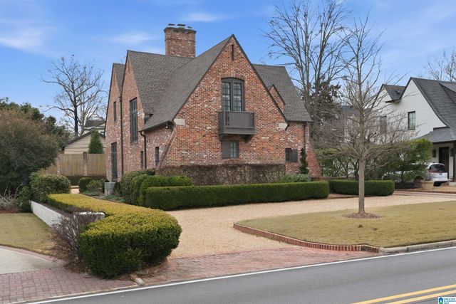 2445 FAIRWAY DRIVE, Mountain Brook, AL 35213