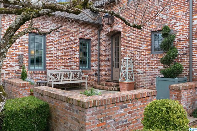 2445 FAIRWAY DRIVE, Mountain Brook, AL 35213