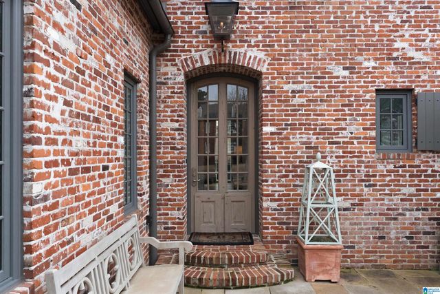 2445 FAIRWAY DRIVE, Mountain Brook, AL 35213