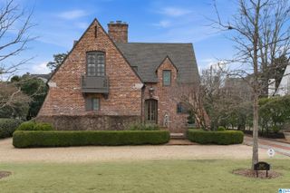 2445 FAIRWAY DRIVE, Mountain Brook, AL 35213