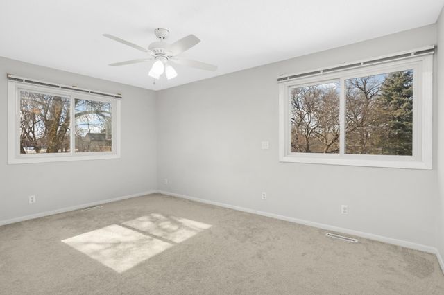 12229 42nd Avenue N, Plymouth, MN 55441