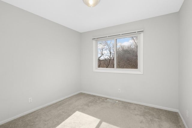 12229 42nd Avenue N, Plymouth, MN 55441