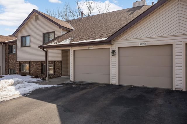 12229 42nd Avenue N, Plymouth, MN 55441