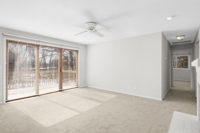 12229 42nd Avenue N, Plymouth, MN 55441