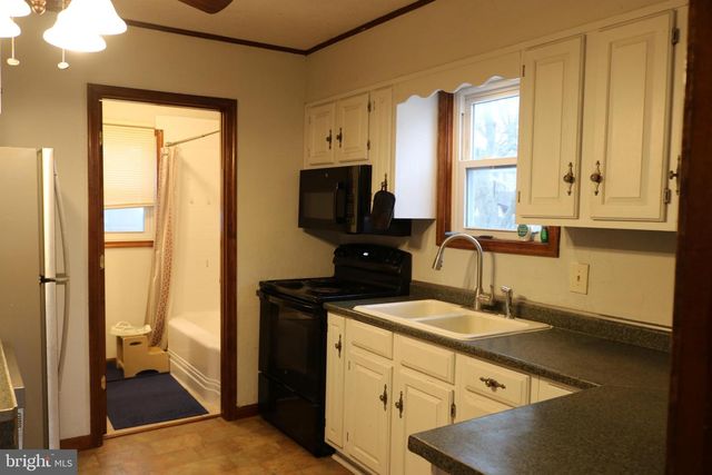 230 M ST, Littlestown, PA 17340