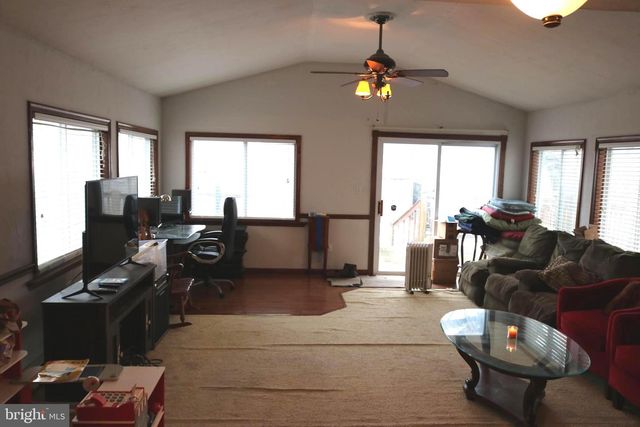 230 M ST, Littlestown, PA 17340