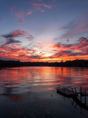 10 Coral Hill Rd, Essex, MA 01929