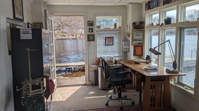 10 Coral Hill Rd, Essex, MA 01929