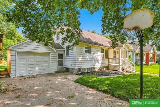 1540 N Maxwell Avenue, Fremont, NE 68025