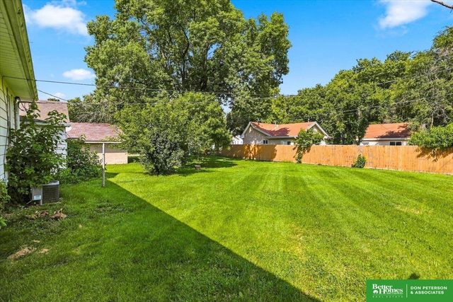 1540 N Maxwell Avenue, Fremont, NE 68025