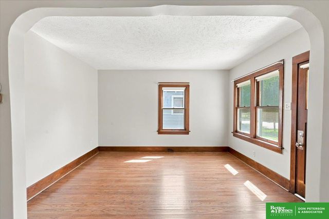 1540 N Maxwell Avenue, Fremont, NE 68025