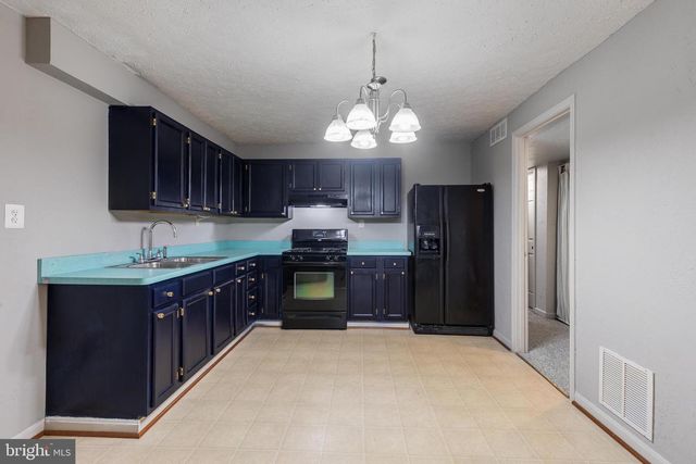 30060 FOREST VIEW LN, Mechanicsville, MD 20659