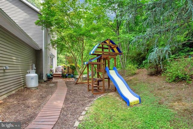 30060 FOREST VIEW LN, Mechanicsville, MD 20659