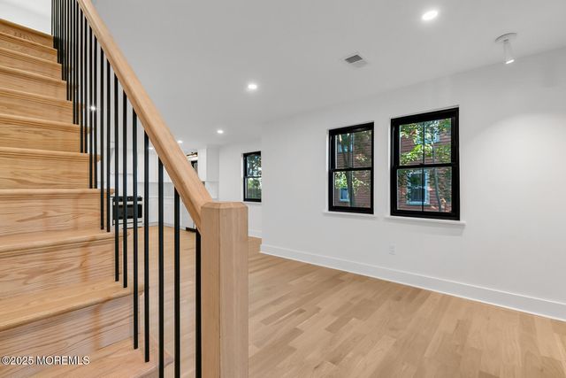 514 River Road, Fair Haven, NJ 07704